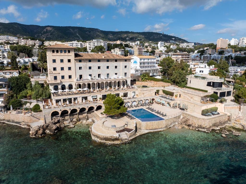 Hospes Maricel & Spa beach